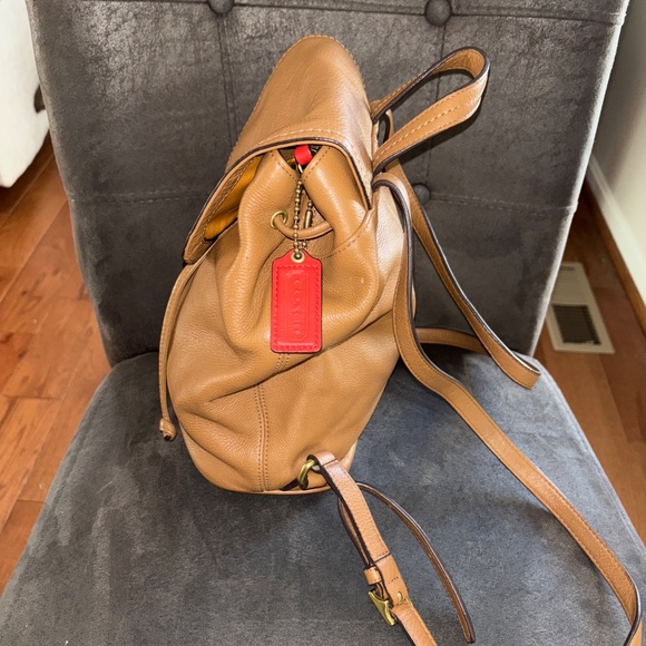 Coach 24385 British Park Tan Leather Backpack Nice - Picture 3 of 8